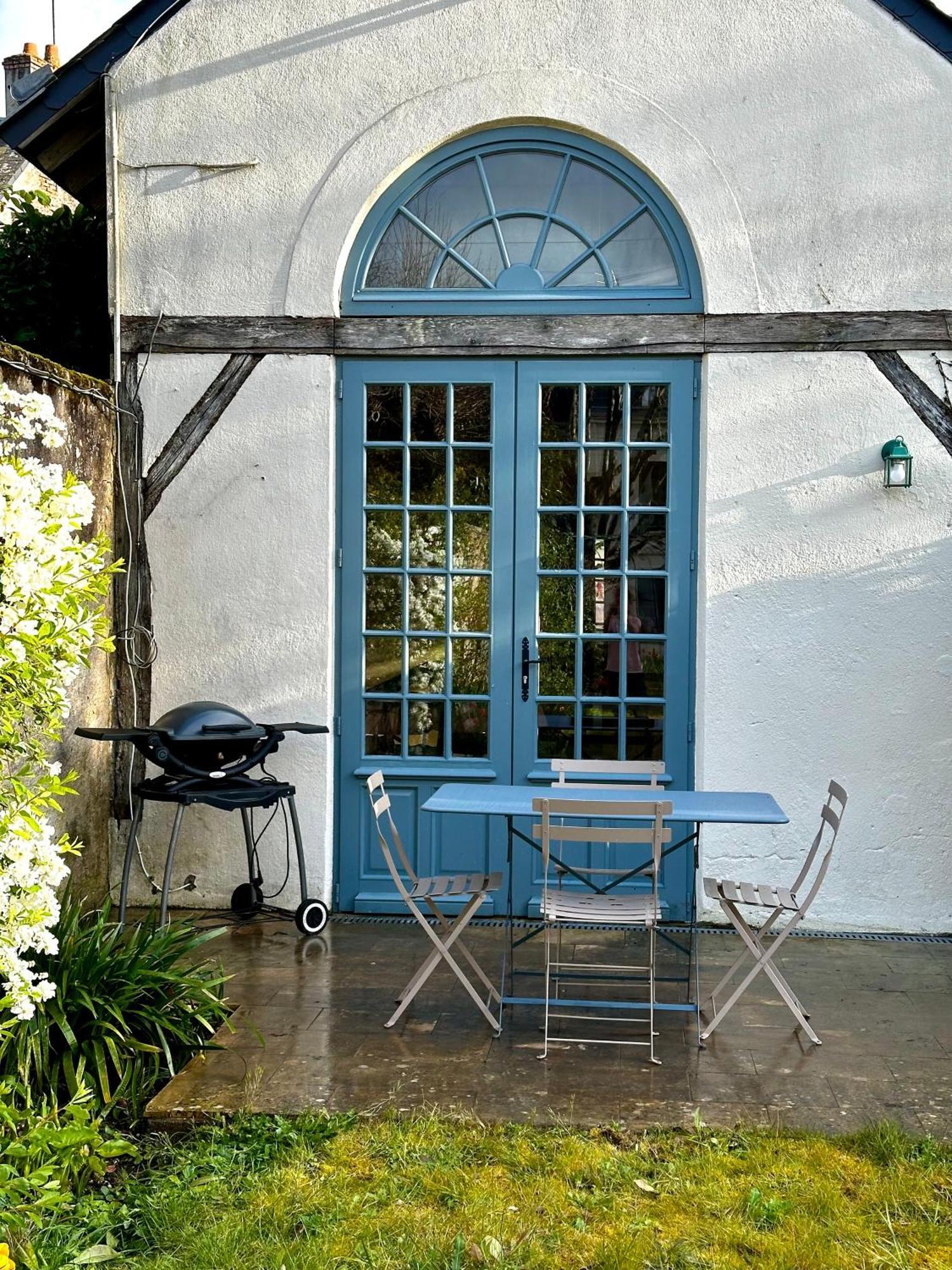 Villa Le Vieux Manoir Amboise Exterior foto